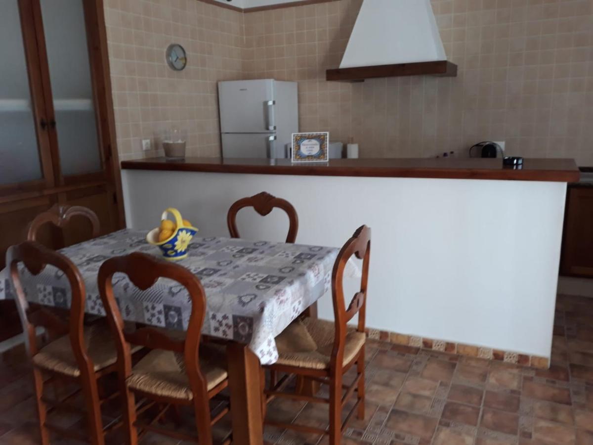 Trujillo Con Piscina Holiday home *